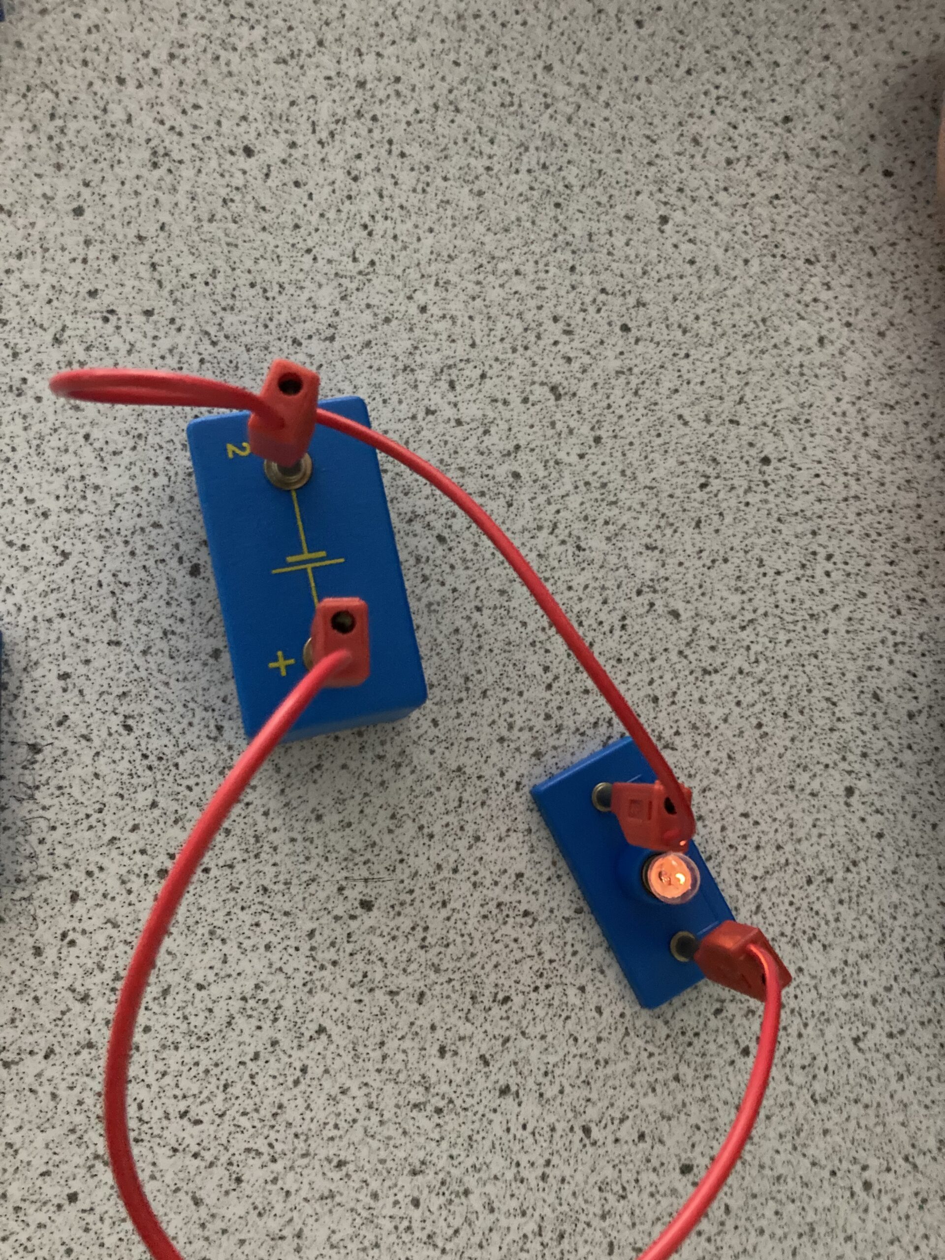 Electrical circuits in Y7