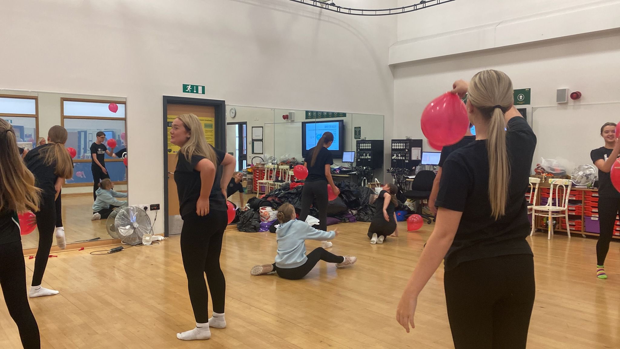 17. Improvisation in Y10 Dance